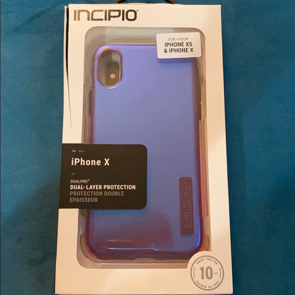Incipio IPhone X/XS case.